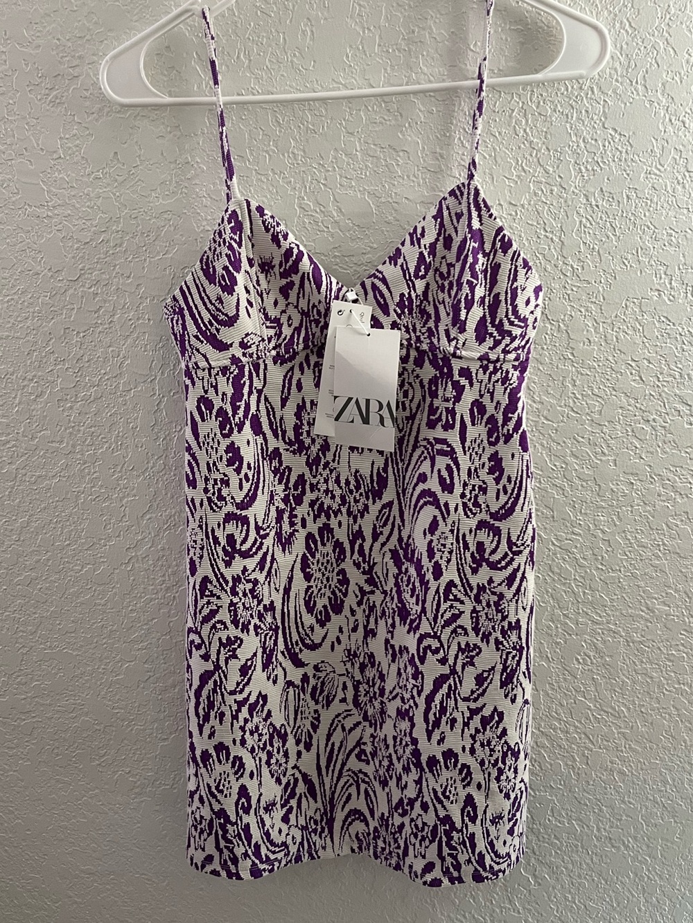 ZARA Purple and White Patterned Dress with V-Neck